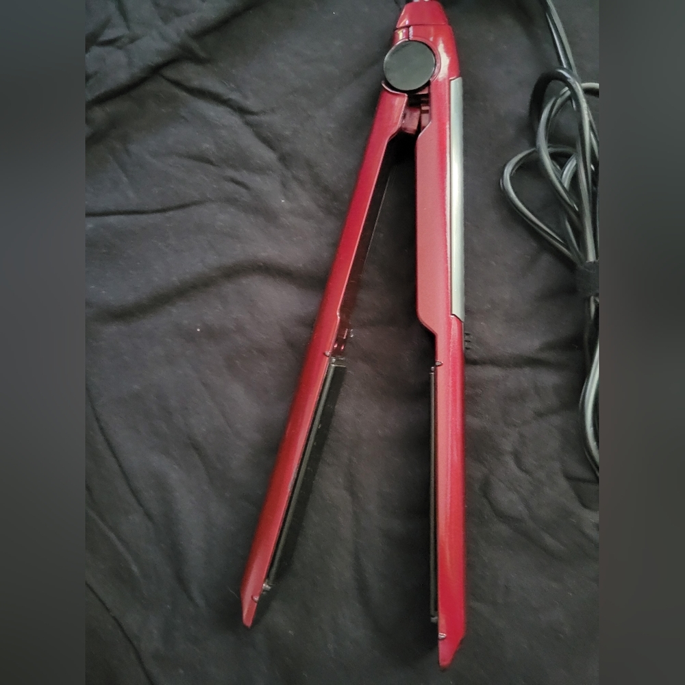 Used Conair Infiniti Pro 1 inch Tourmaline Ceramic Flat Iron Hair Straightener - Picture 11 of 15